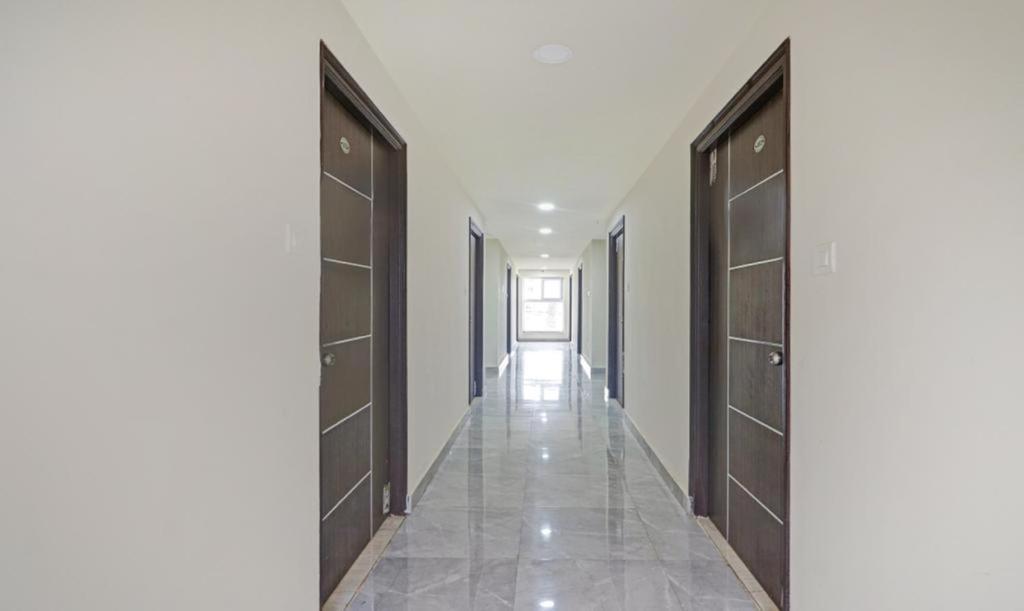 Hotel Bright Airport Zone Samsabad Kültér fotó