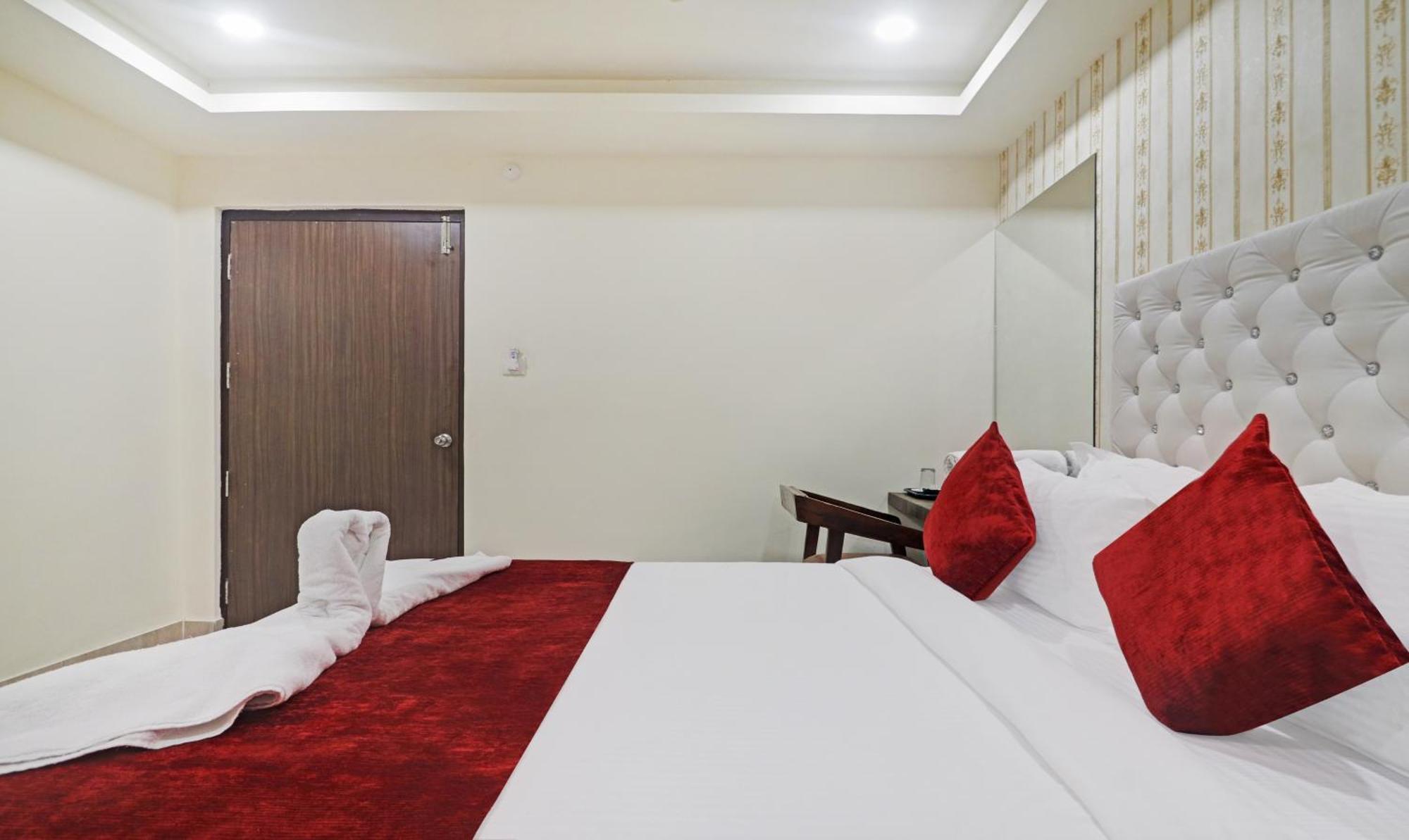 Hotel Bright Airport Zone Samsabad Kültér fotó